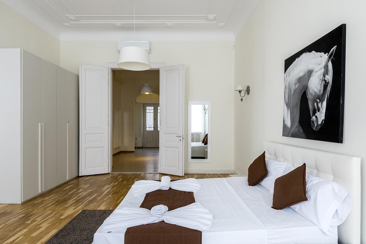 Luxury & Panorama Apartments Budapest Exterior photo
